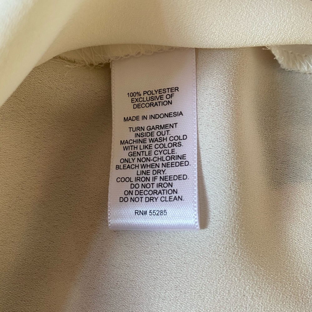 NWOT Express Long Sleeve Blouse - Picture 8 of 9